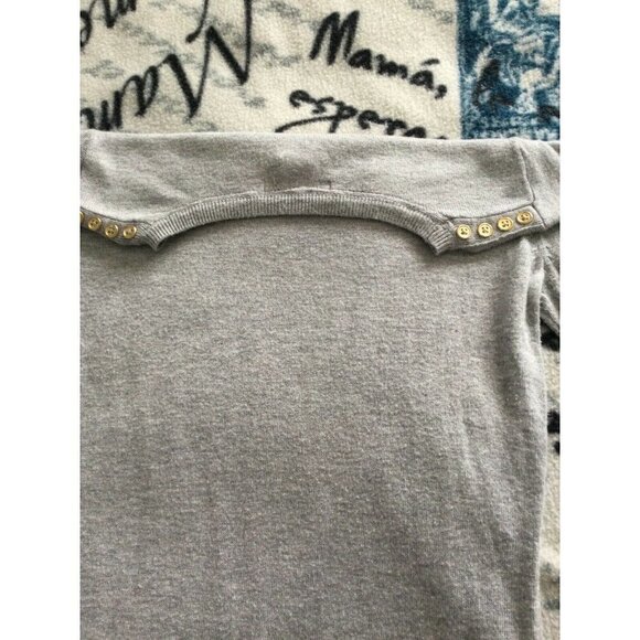 H&M Women’s Wool Blend Sweater Top Heather Gray W/Button Accents Sz XS - Picture 4 of 9